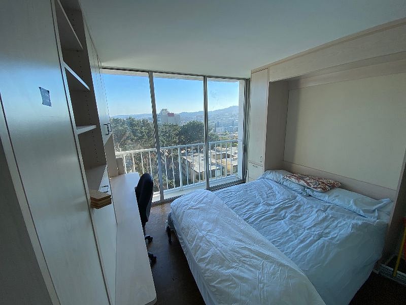 Bedroom. Bed down.