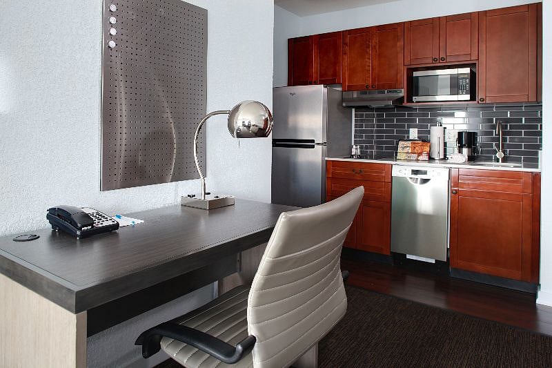 Furnished Finder property 315425_1 photo 17