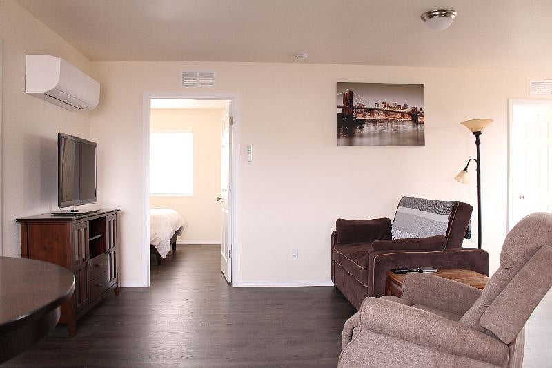 Furnished Finder property 315513_1 photo 4