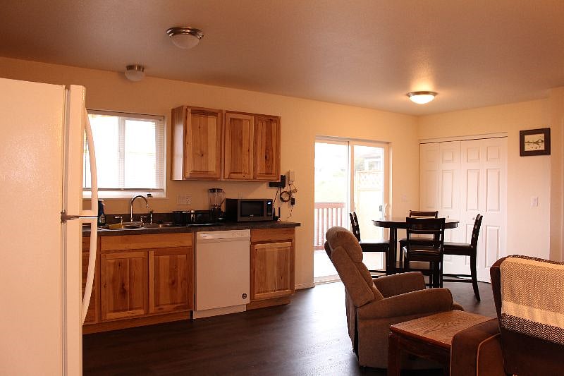 Furnished Finder property 315513_1 photo 2