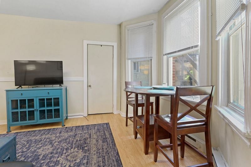 Furnished Finder property 315570_3 photo 6