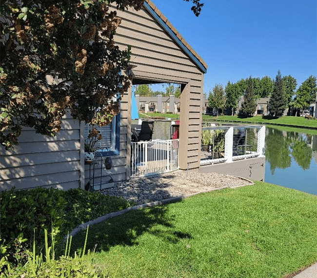 Lake side to private dock