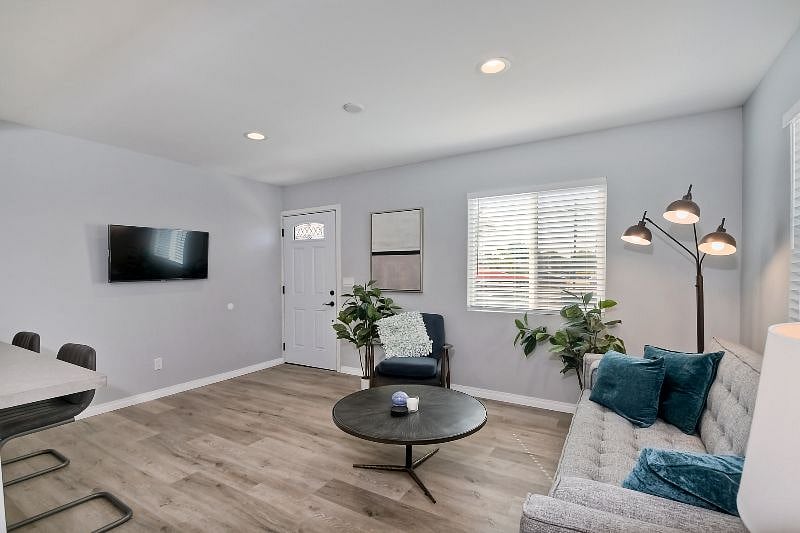 Furnished Finder property 315854_1 photo 5