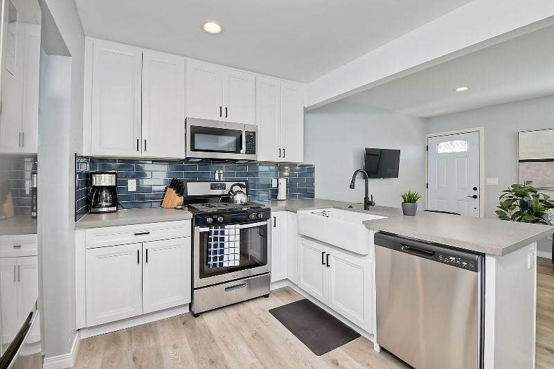 Furnished Finder property 315854_1 photo 8