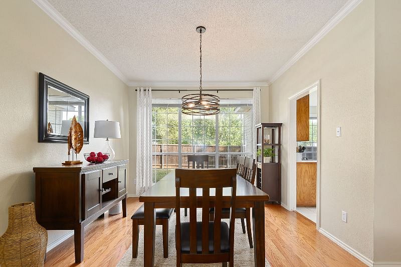 Furnished Finder property 315883_1 photo 4