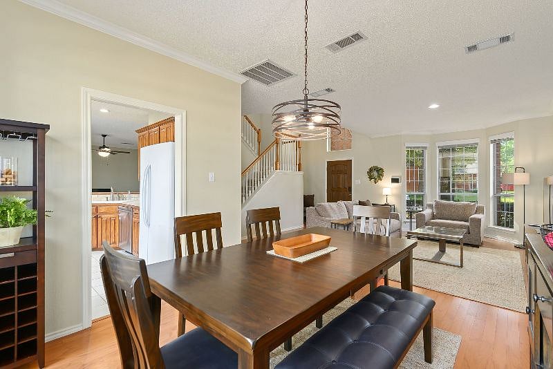 Furnished Finder property 315883_1 photo 5