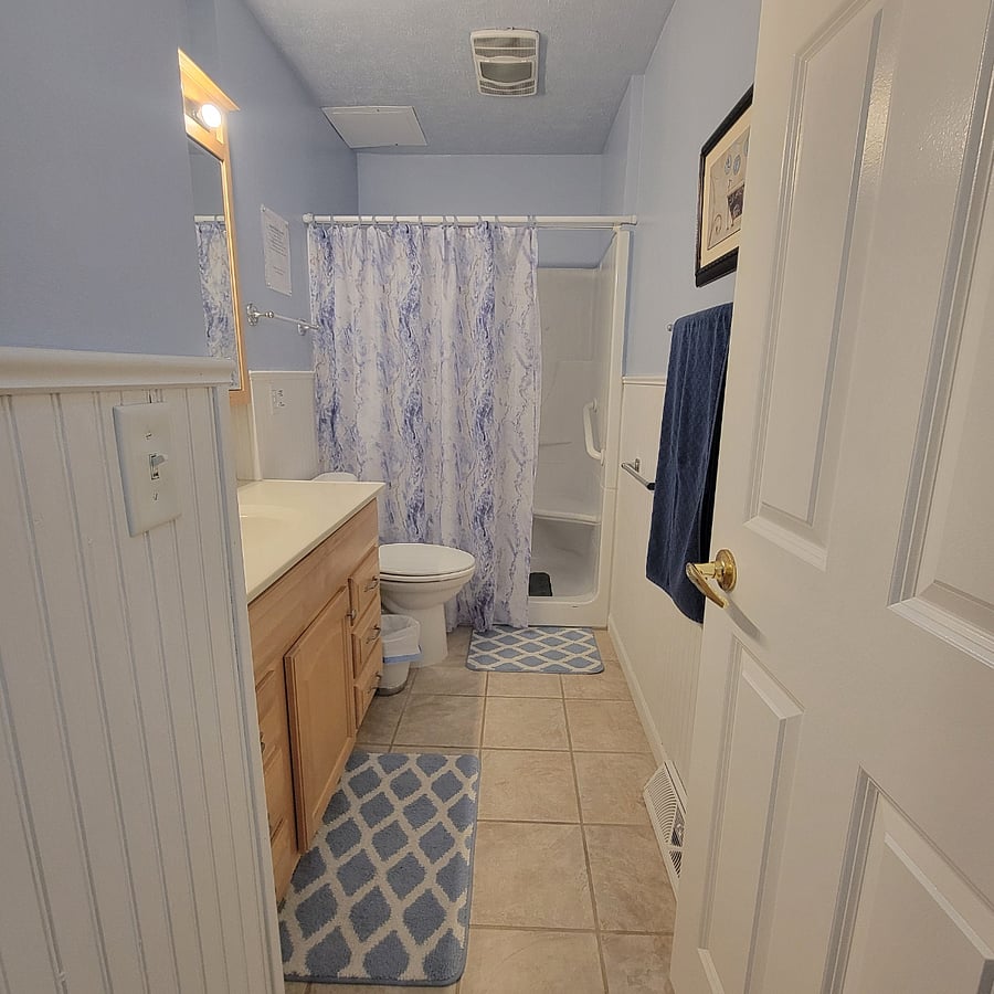 bathroom second pic 