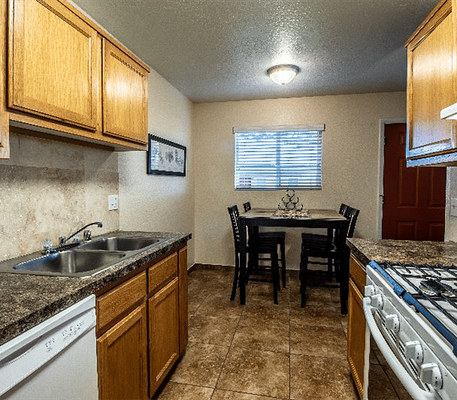 Furnished Finder property 316019_1 photo 14