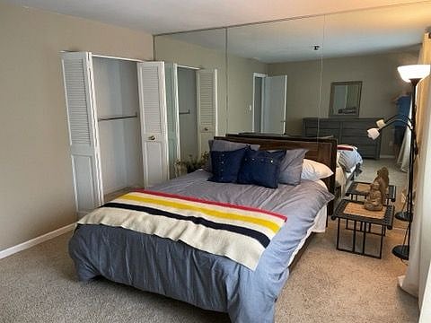 2nd bedroom with Queen bed and large closet