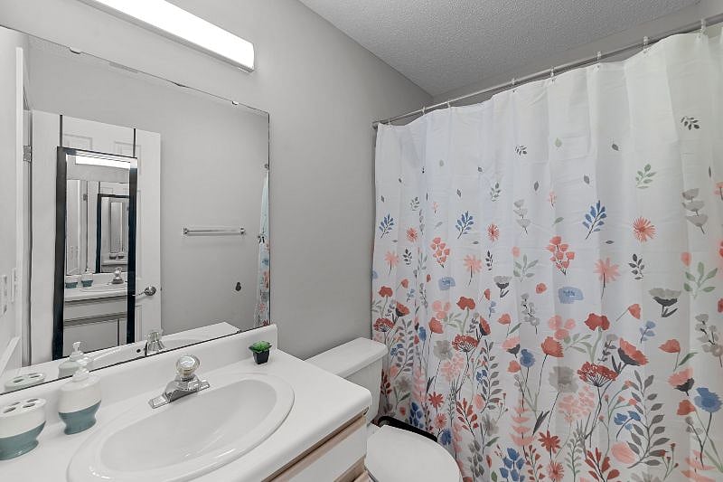 Furnished Finder property 316100_1 photo 9