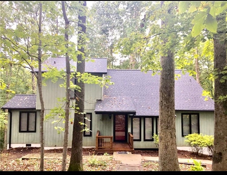 Front view of the entire house