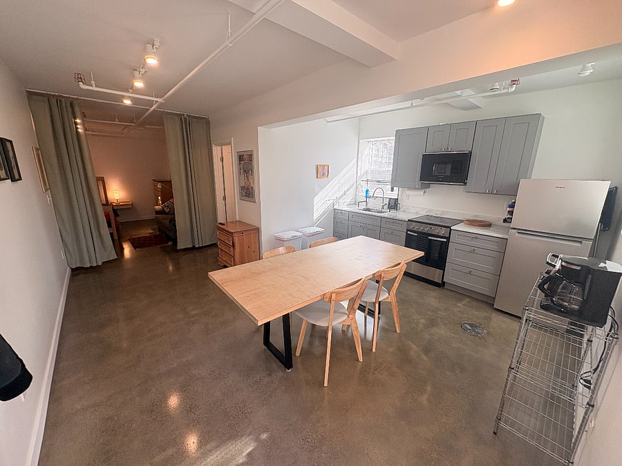 Furnished Finder property 316145_1 photo 3