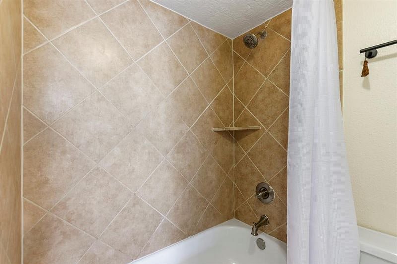 Furnished Finder property 316463_1 photo 16