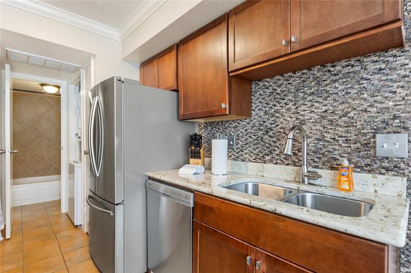 Furnished Finder property 316463_1 photo 8
