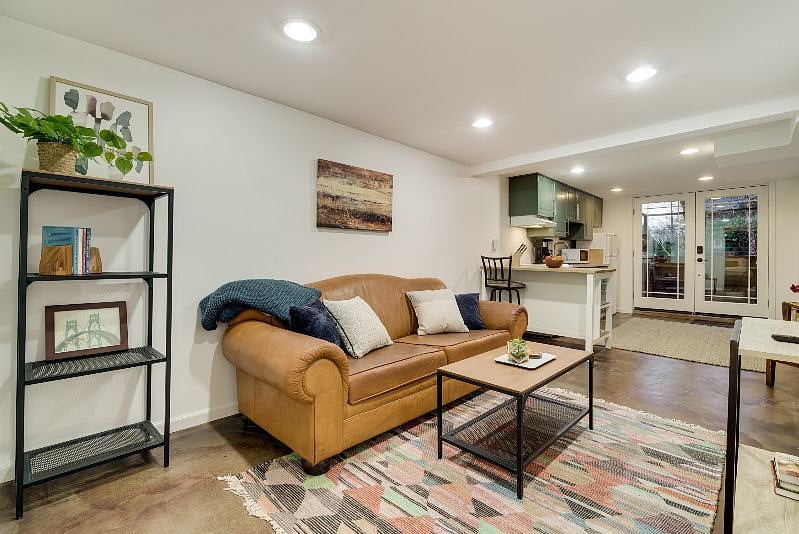 Furnished Finder property 316601_1 photo 3