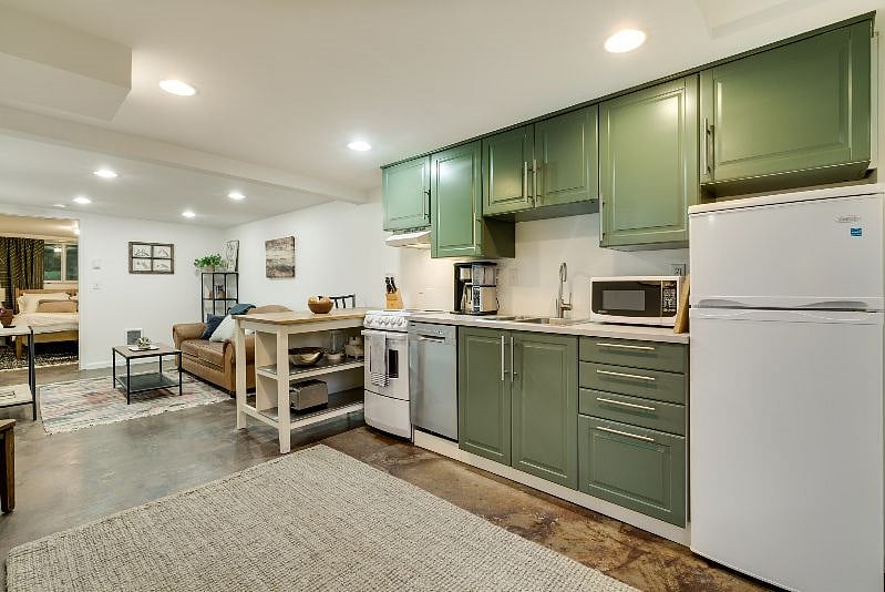 Furnished Finder property 316601_1 photo 5