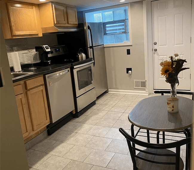 Furnished Finder property 316662_1 photo 2