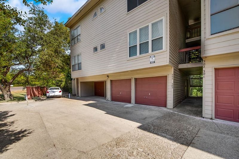 Furnished Finder property 316802_1 photo 13