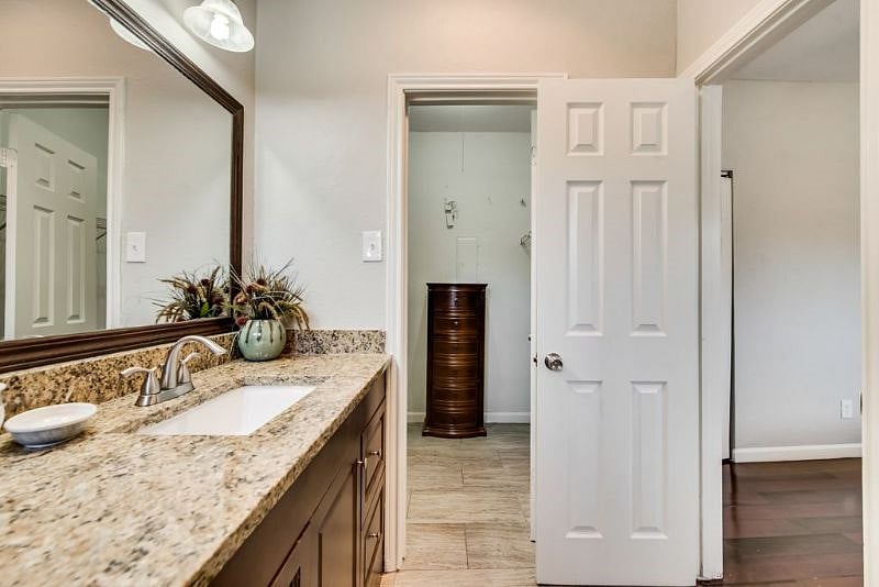 Furnished Finder property 316802_1 photo 8