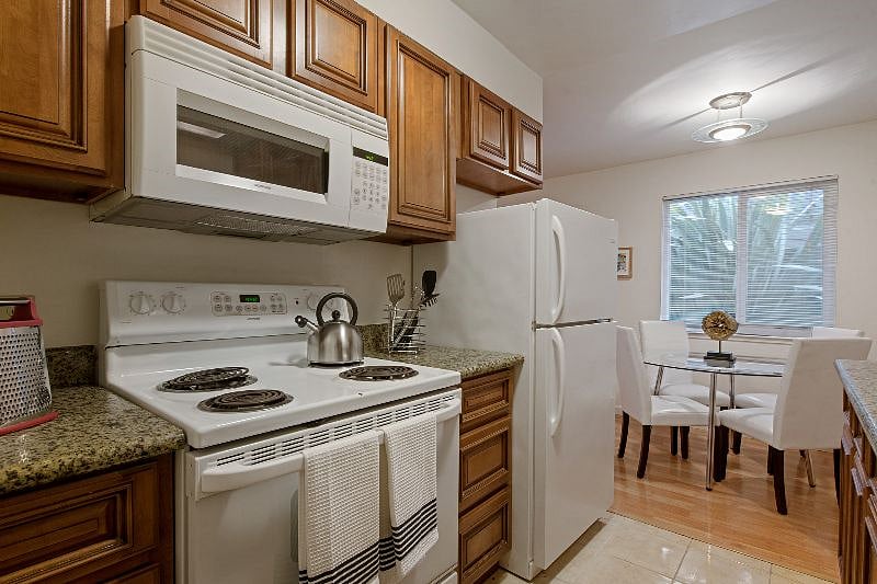 Furnished Finder property 316870_1 photo 7