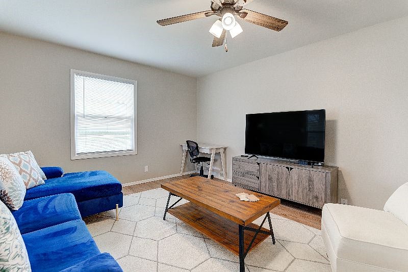 Furnished Finder property 317024_1 photo 3