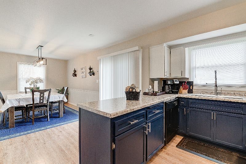 Furnished Finder property 317024_1 photo 8