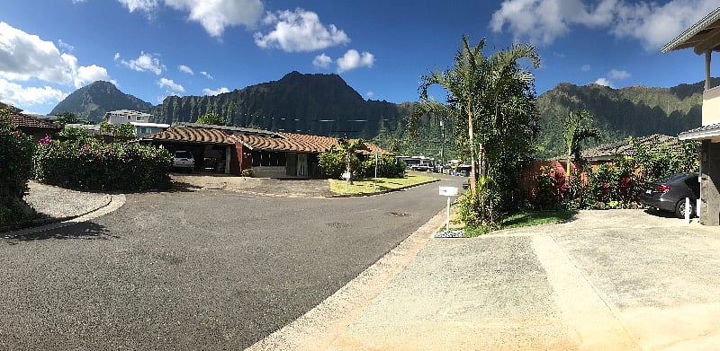 View from the driveway:
Koolau Mountains
