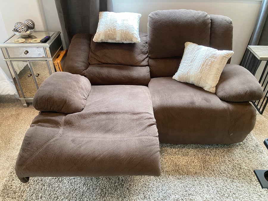 Electric Love Seat 