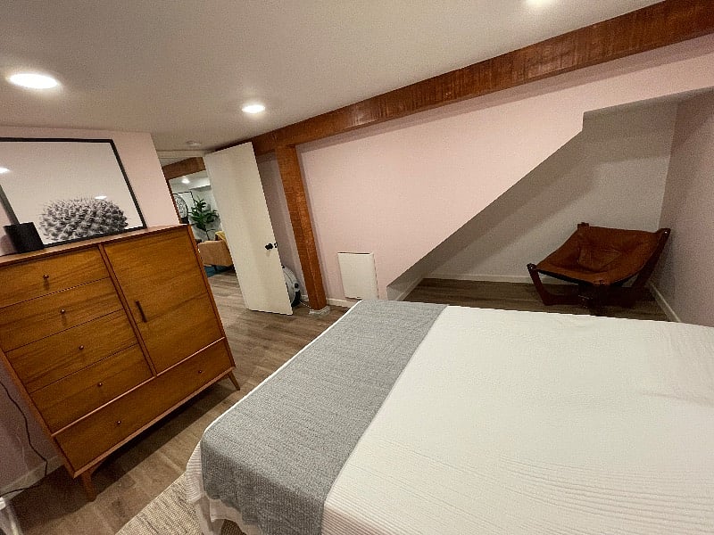 Comfortable queen sized bed