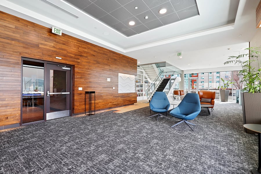 9th floor lounge