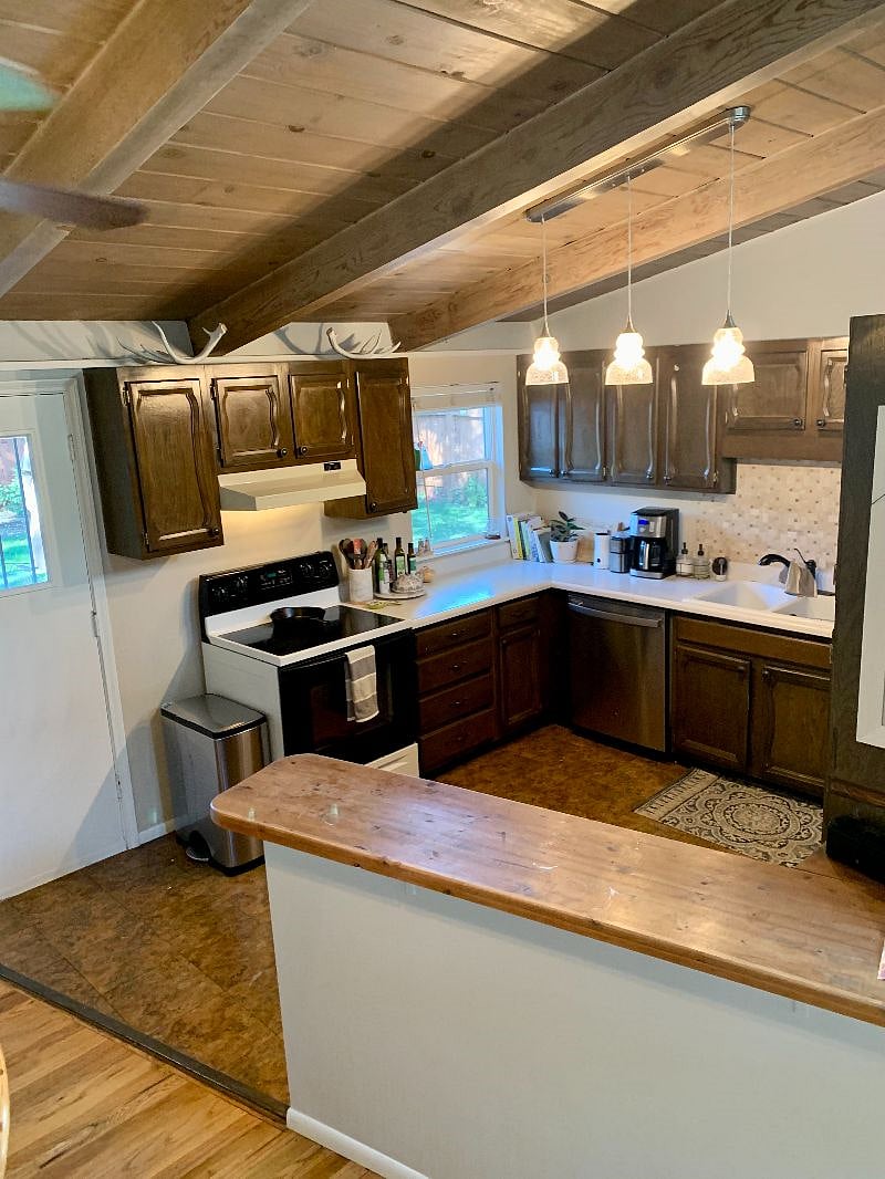 Furnished Finder property 317498_1 photo 15