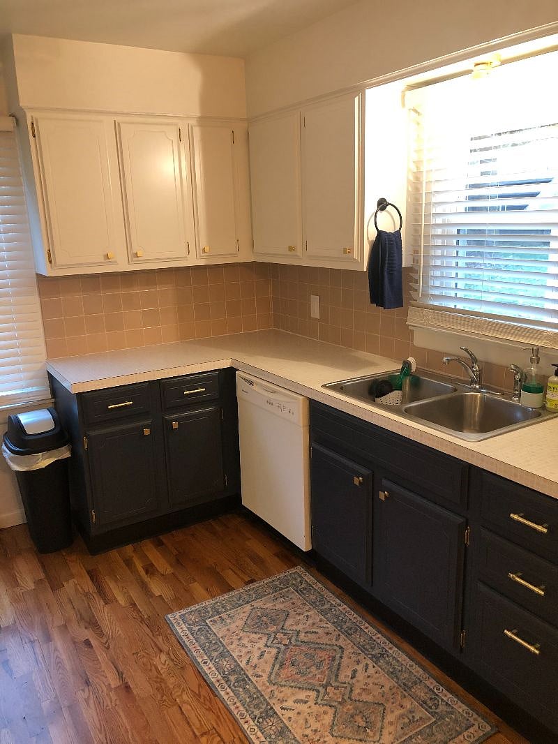 The fully equipped kitchen has everything you need!
