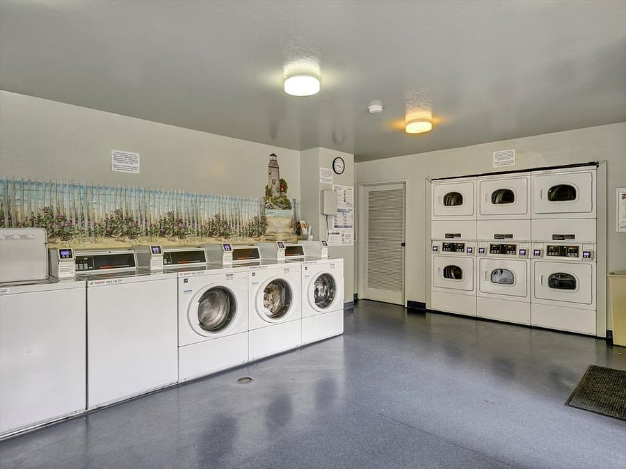 Furnished Finder property 317853_1 photo 12