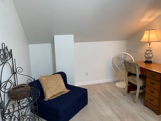 Furnished Finder property 318030_1 photo 14