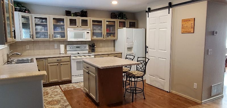Guests are welcome to use the full kitchen on the main floor of the home.