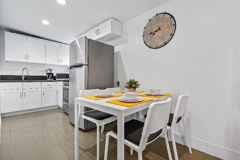 Furnished Finder property 318123_1 photo 10