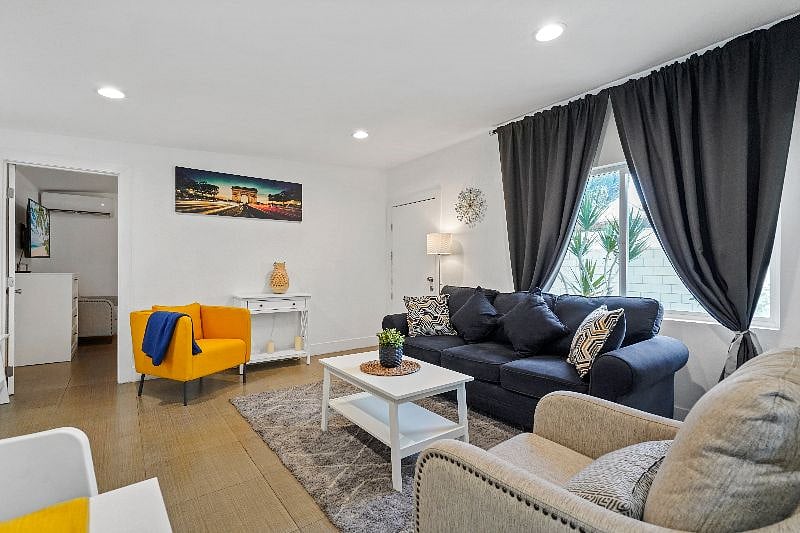 Furnished Finder property 318123_1 photo 3