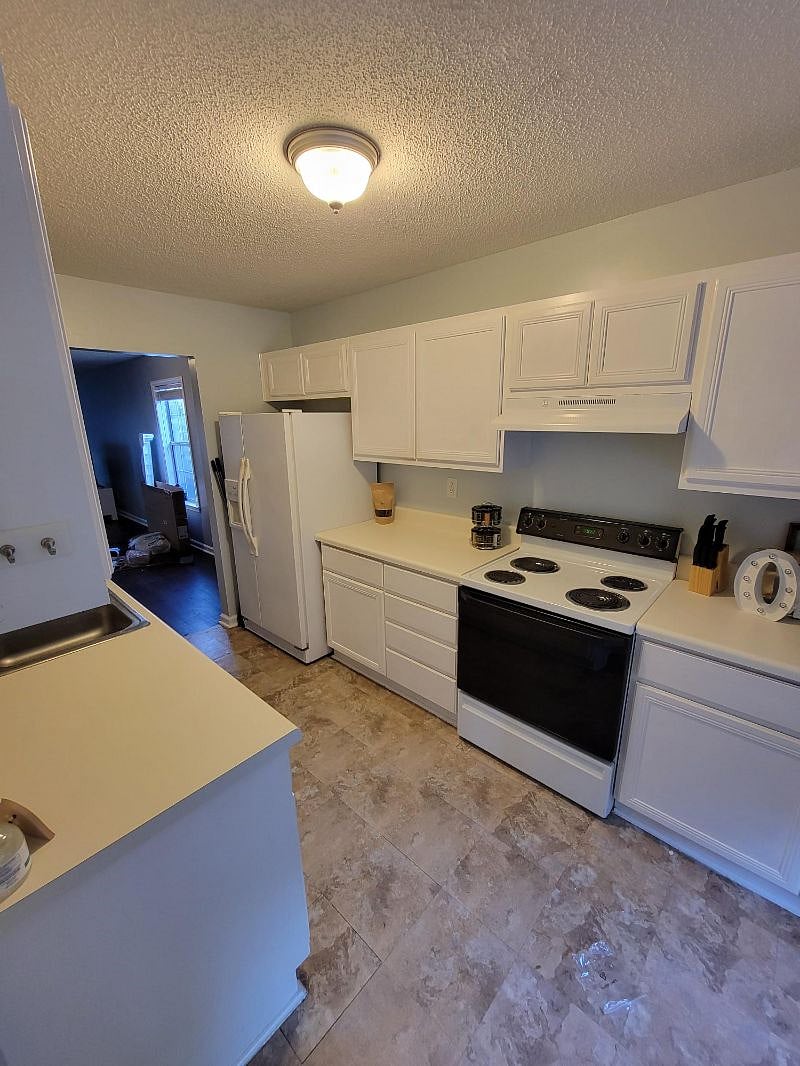 Furnished Finder property 318128_1 photo 3
