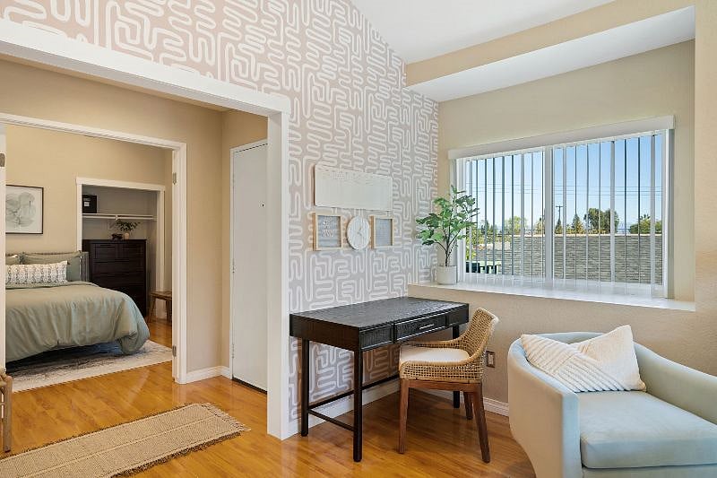 Furnished Finder property 318136_1 photo 4