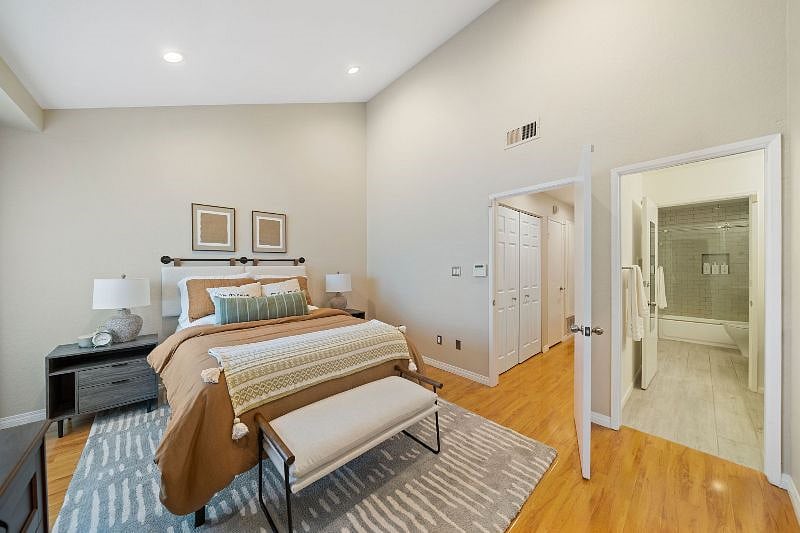 Furnished Finder property 318136_1 photo 36