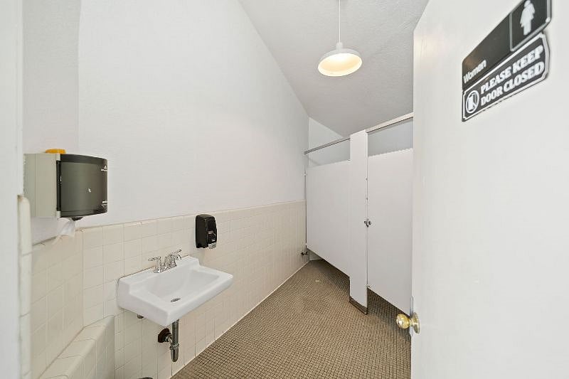 Furnished Finder property 318136_1 photo 52