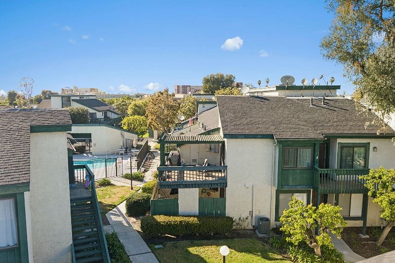 Furnished Finder property 318136_1 photo 45
