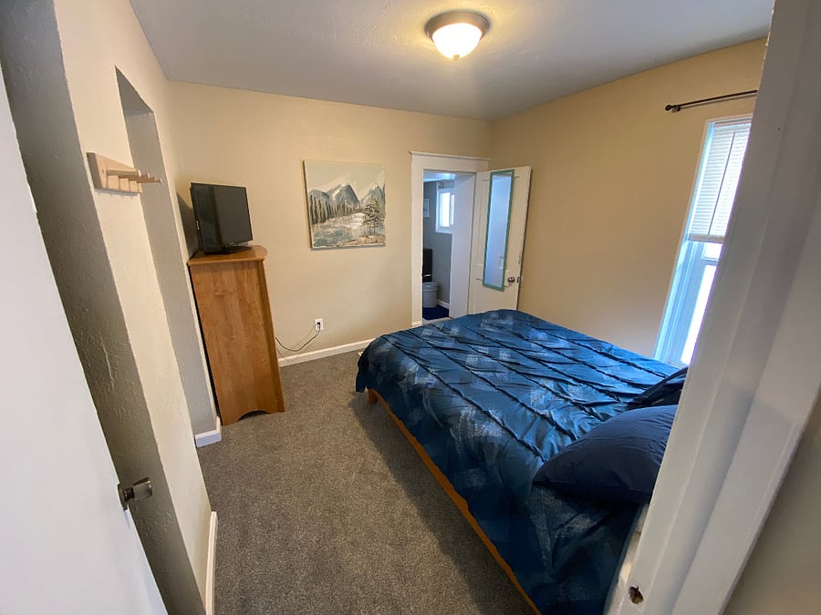 Master bedroom with queen. Full bathroom is off this room.