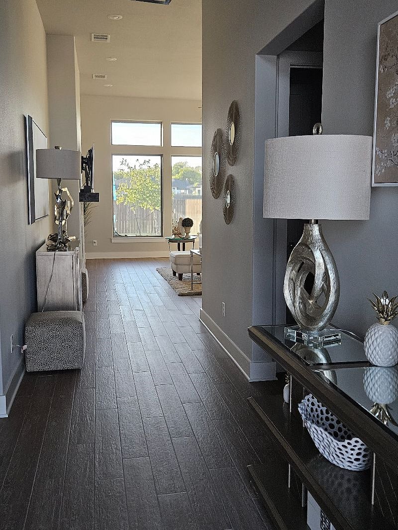 Furnished Finder property 318221_1 photo 3