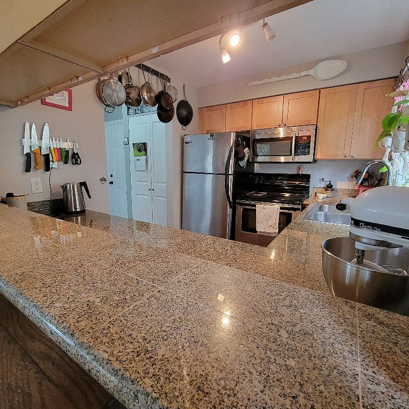 Furnished Finder property 318236_1 photo 3