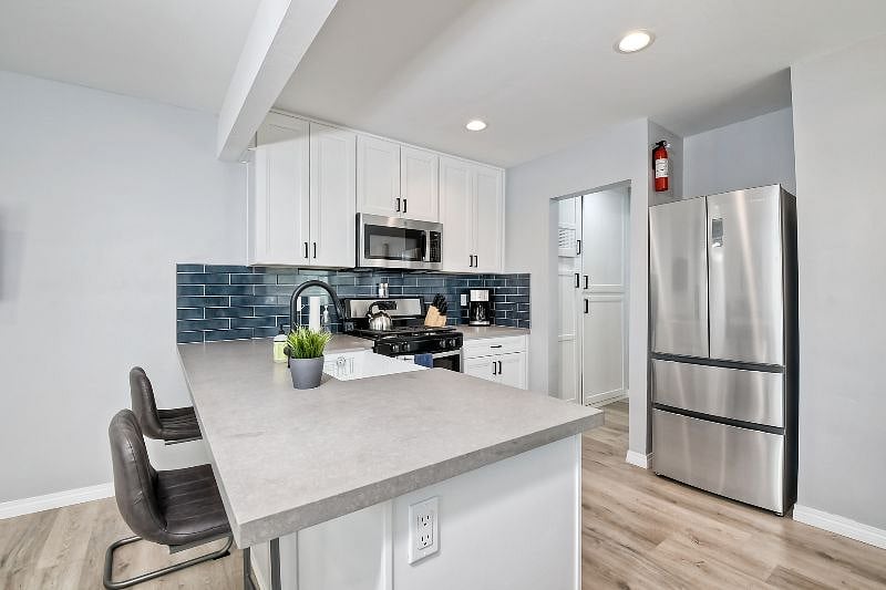 Furnished Finder property 318264_1 photo 7