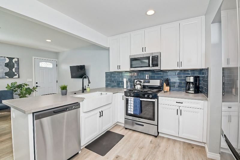 Furnished Finder property 318264_1 photo 8