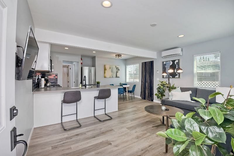 Furnished Finder property 318264_1 photo 4
