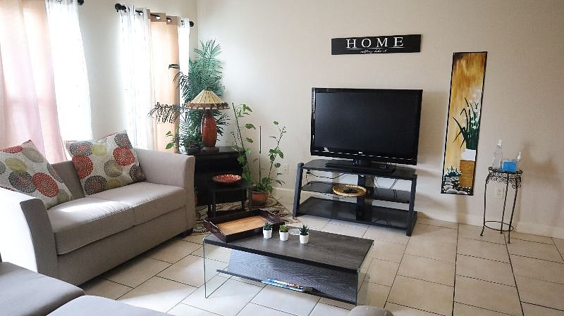 Spacious living area 
