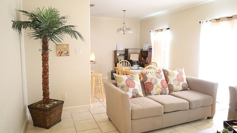Spacious living area 